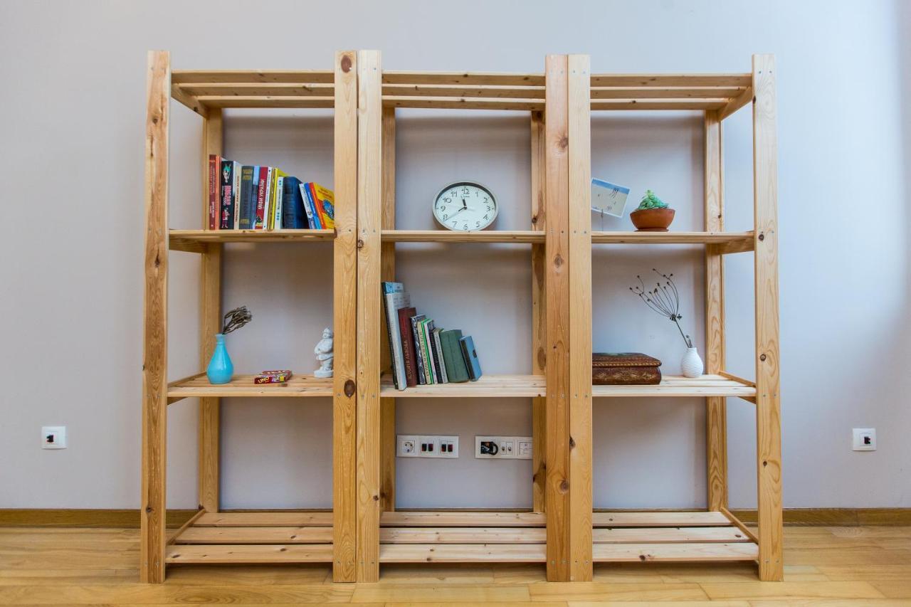 Light And Spacious Apartment On Gazova Str リヴィウ エクステリア 写真